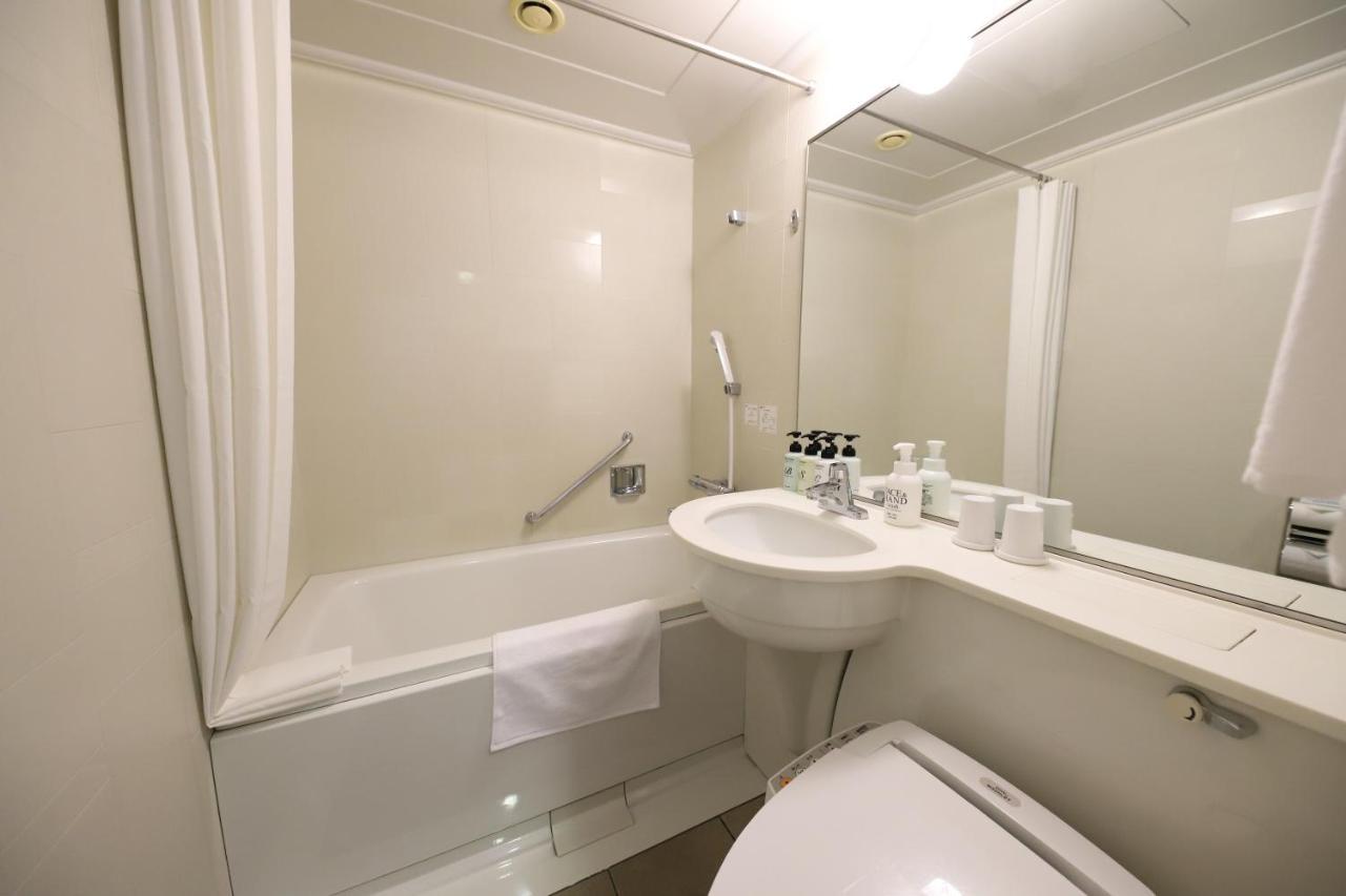 Smile Hotel Osaka Yotsubashi Екстер'єр фото